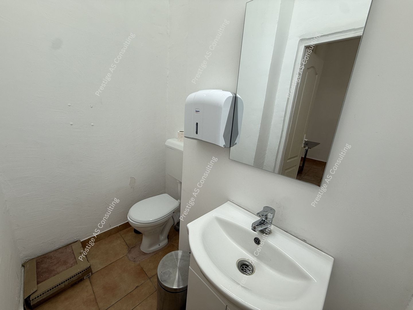 Spatiu comercial Parter cu Vad comercial | 80mp Soarelui-Uranus Plaza - Poză 8