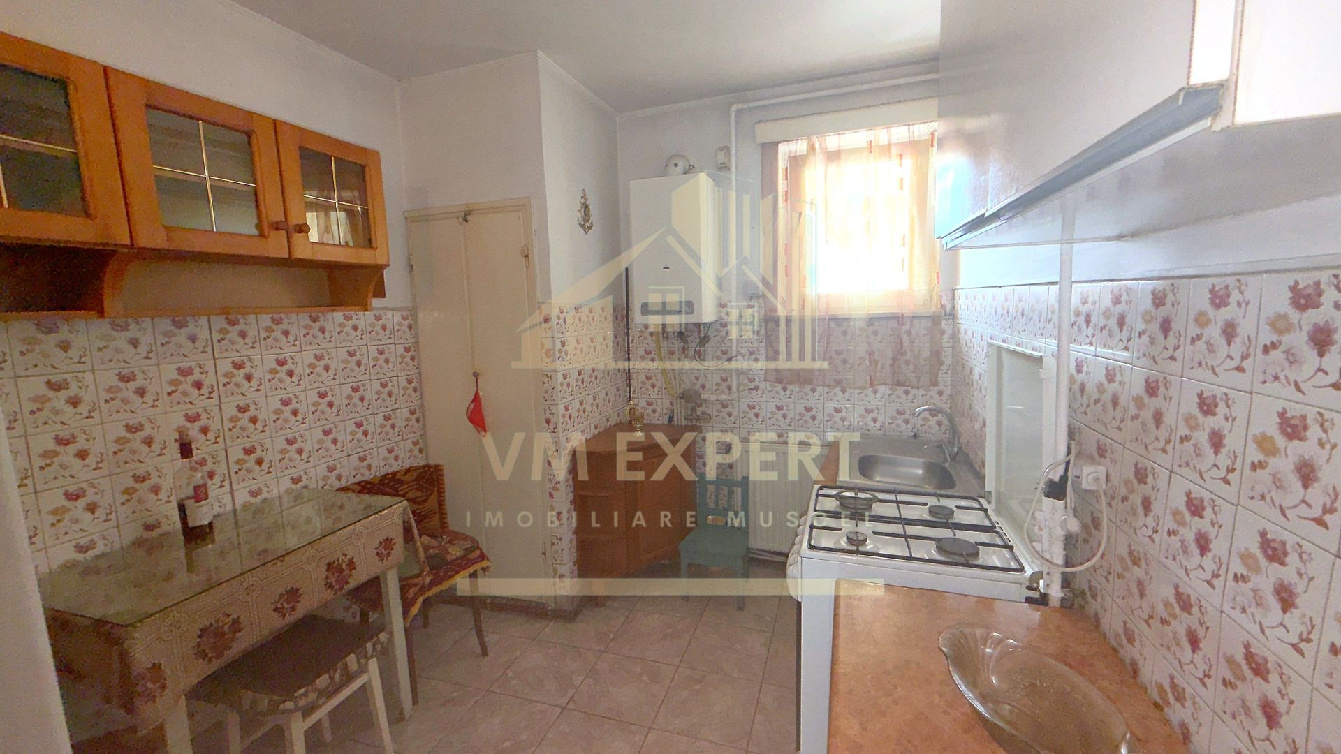 APARTAMENT 2 CAMERE ETAJ 4 ZONA ULTRACENTRALĂ CAMPULUNG - Poză 15