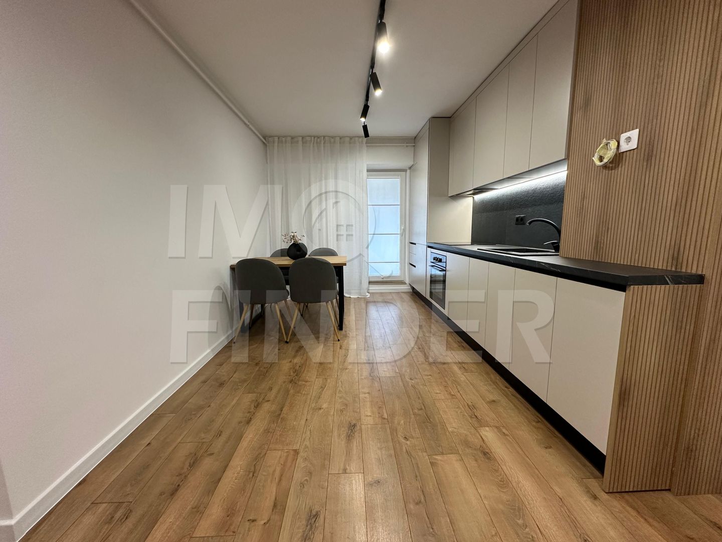 Apartament Ultrafinisat cu 2 Camere | 63 mp + Terasă 12 mp | Parcare Inclusă - Poză 4