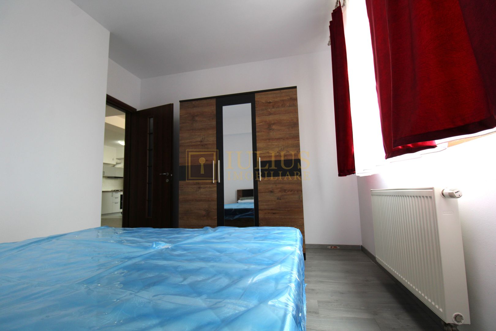 bloc nou, parcare, prima închiriere- Aradului - Poză 10