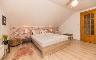 Vila de lux,  de inchiriat! Drumul Poienii! - Poză 28