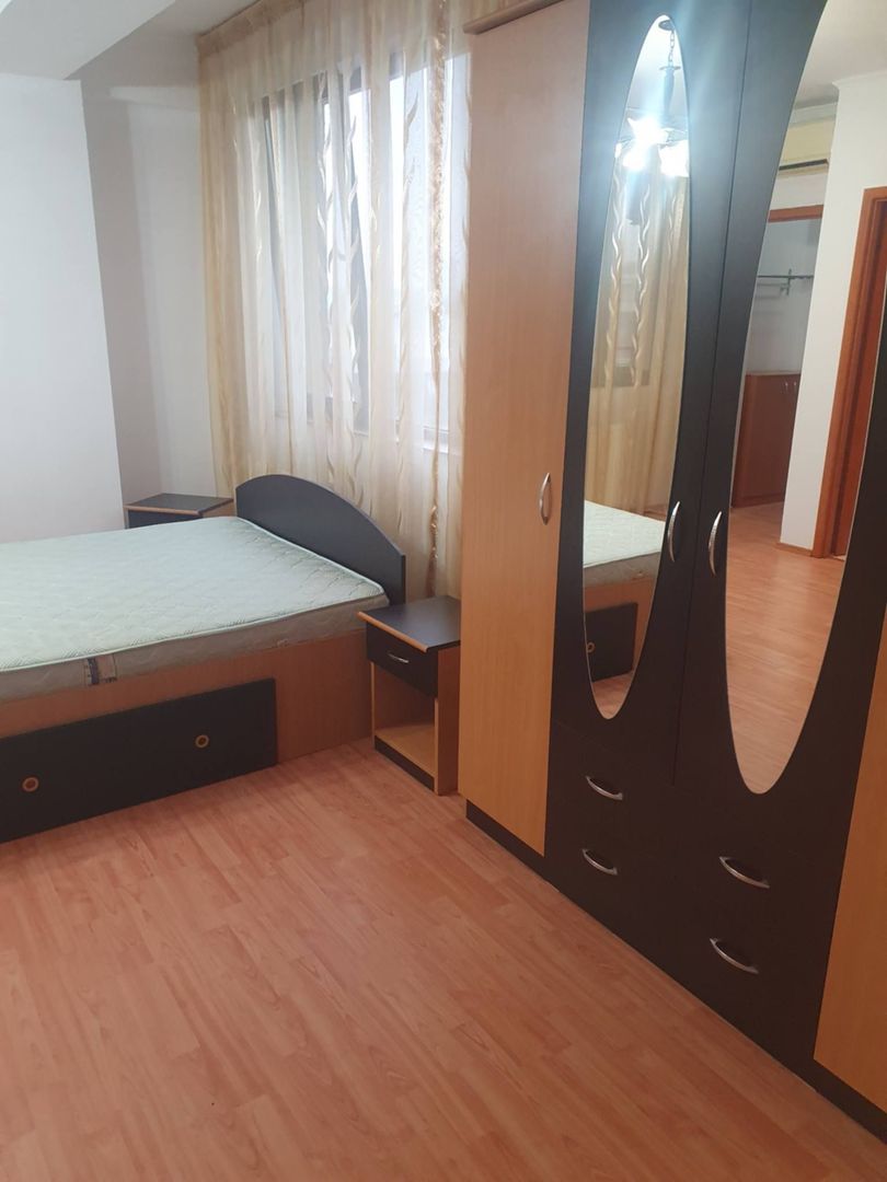 Inchiriere apartament 5 camere/Zona Domenii/Loc de parcare inclus - Poză 9