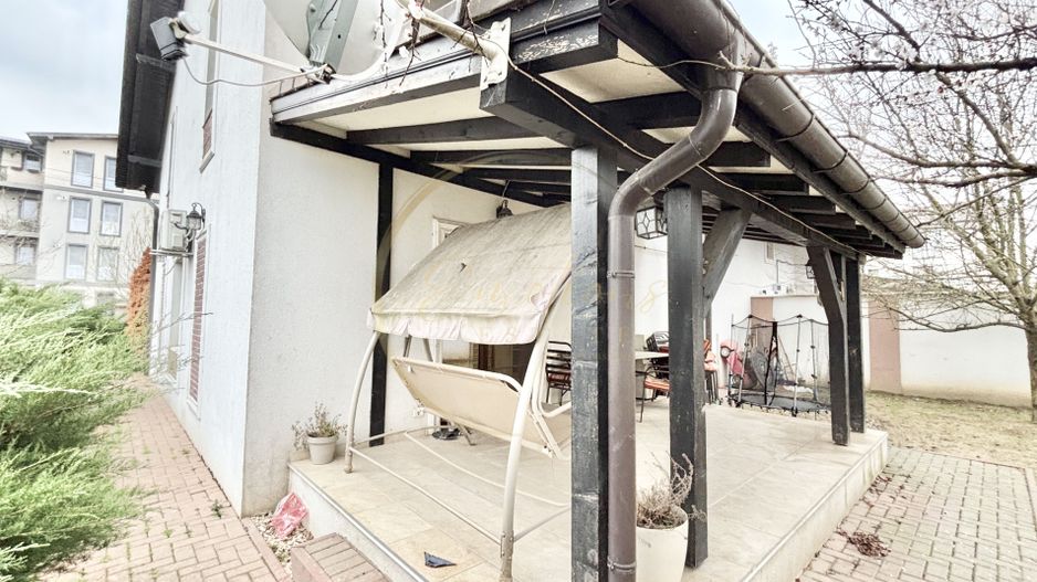 VILĂ DEOSEBITĂ ÎN CARTIERUL PLANETELOR, GIROC – ZONĂ REZIDENȚIALĂ LINIȘTITĂ - Poză 21