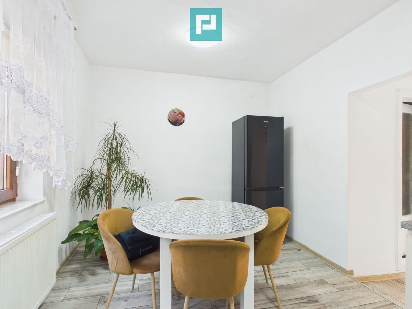 Casă pasivă cu 3 camere în Lipova - Poză 10