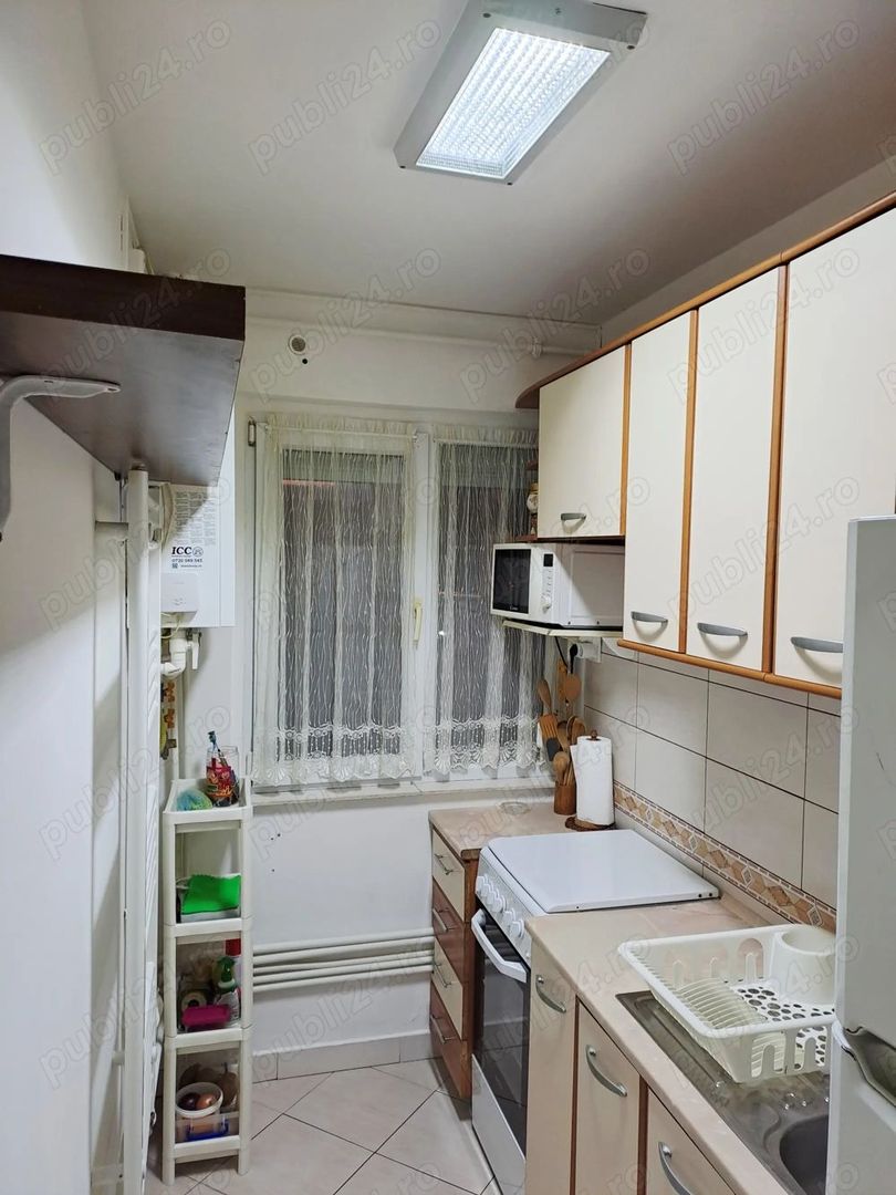 APARTAMENT 3 CAMERE ZONA INEL 2 / IDEAL FAMILIE/ PARTER/ RENOVAT - Poză 3