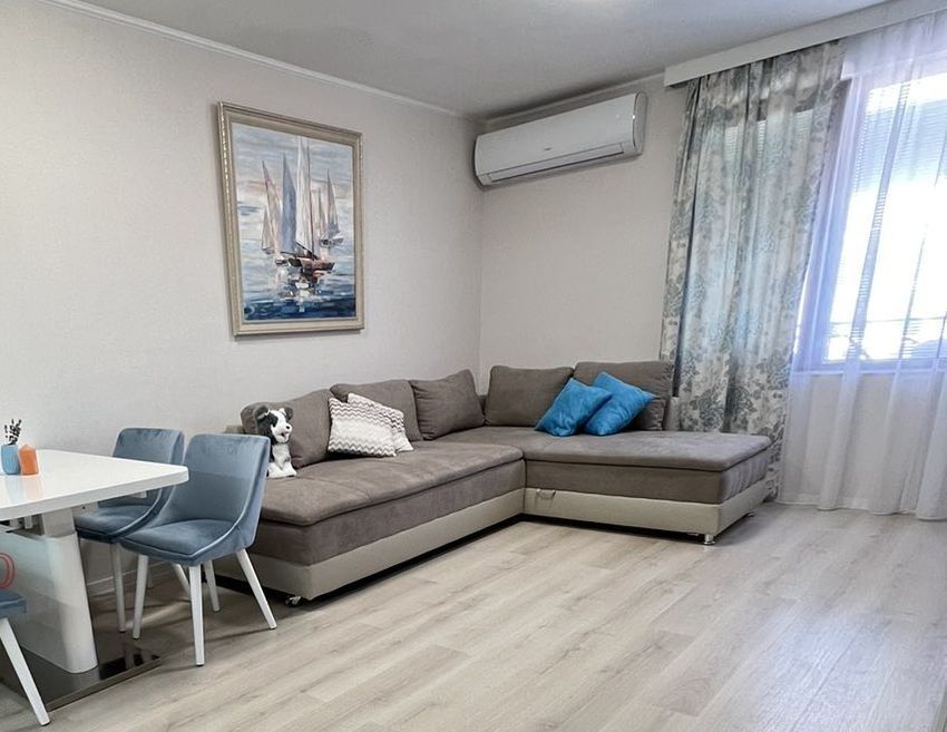 Apartament  două camere , pe malul Mării Negre, - Poză 5