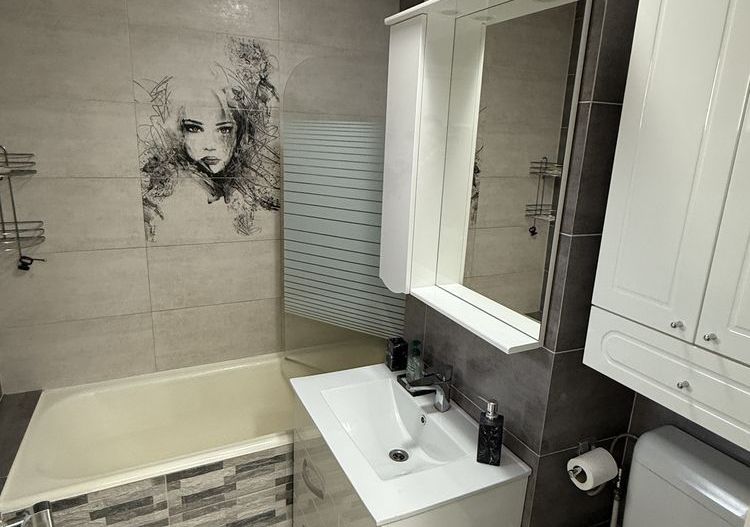 Inchiriez ap 3 camere  Metrou Gorjului 84metri - Poză 8