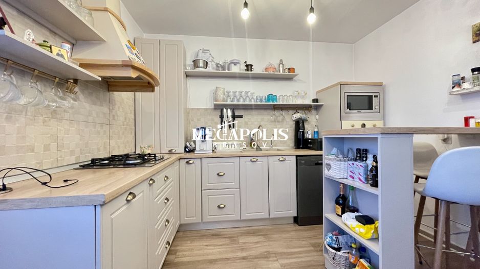 Casă înșiruita 4 camere | Panouri solare + Baterie de stocare - Poză 14