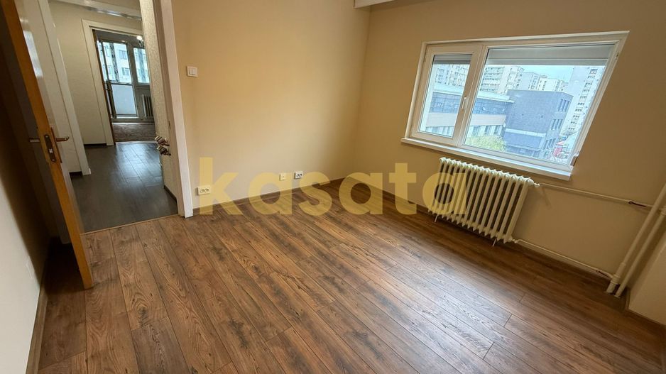 Oportunitate! Apartament 4 camere de vânzare în Colentina - Poză 3