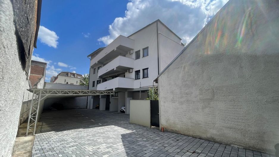 Oază urbană lângă Parcul Brătianu–apartament modern cu terasă spațiosa - Poză 11