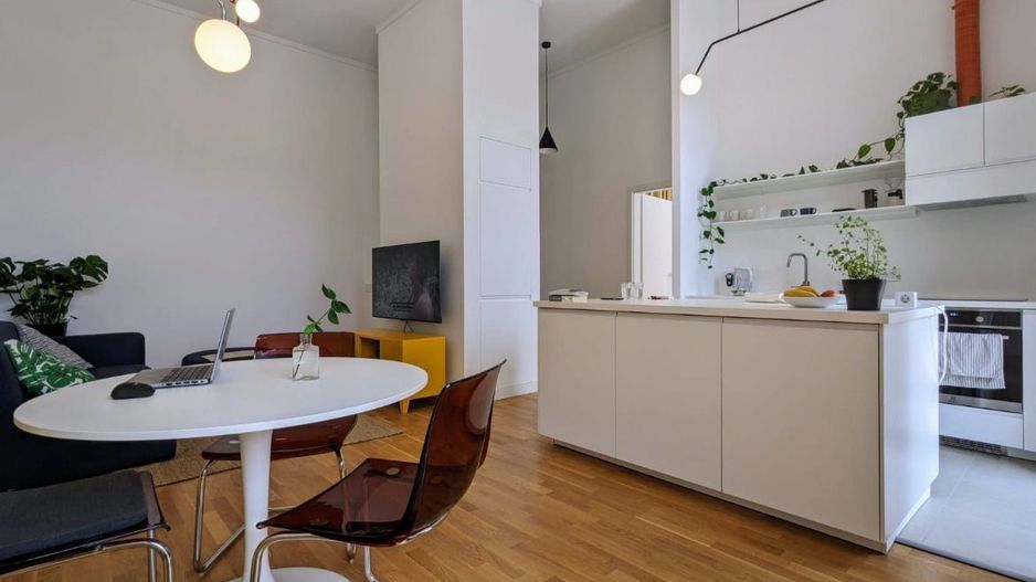 AP. 2 CAMERE BUCURESTII NOI - CURTE 52 MP, CENTRALA PROPRIE, PARCARE - Poză 4