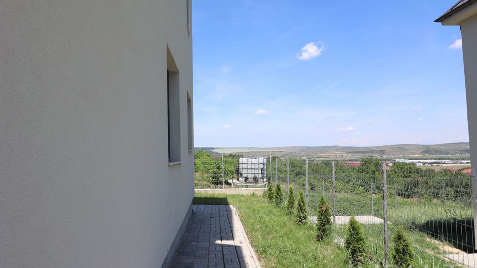 Casa individuala cu teren de 440 mp, situata in Dezmir! - Poză 6
