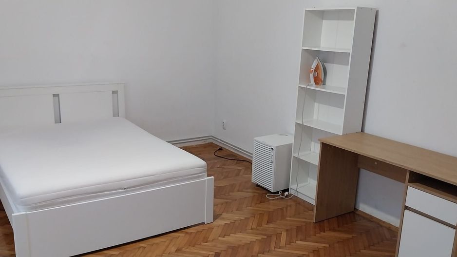 De inchiriat apartament in zona ultracentrala - Poză 2