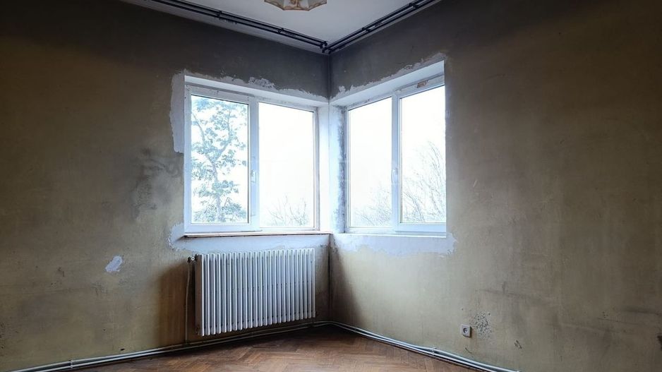 Apartament generos cu 4 camere și garaj inclus, zona Centrala - Poză 5