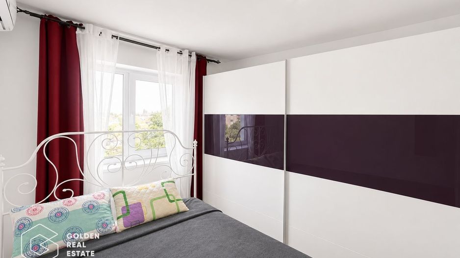 Apartament 2 camere, zona Parneava, etaj 3, centrala proprie, loc parcare - Poză 2