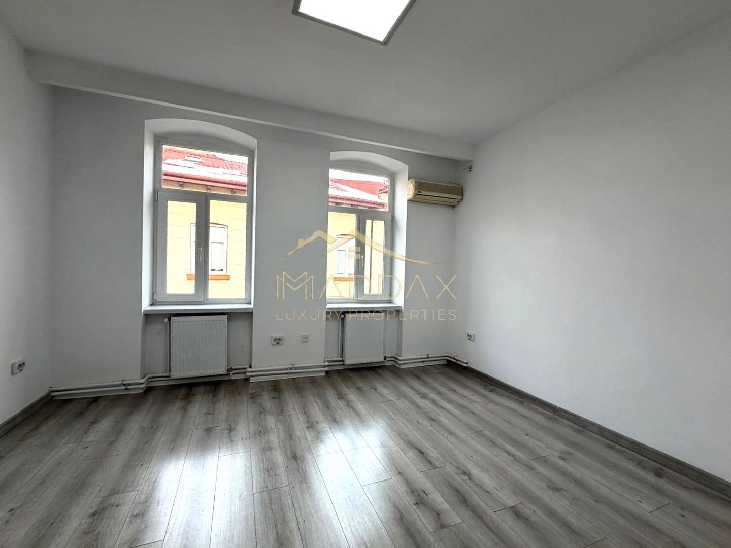 Spatiu de inchiriat // birou in zona premium // 100mp // Ultracentral - Poză 4