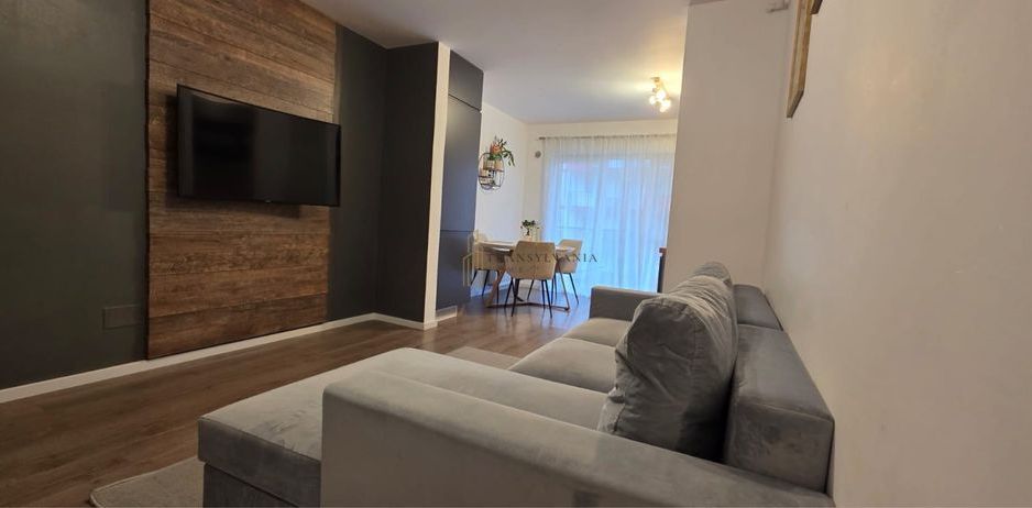 Apartament 3 camere, modern - Poză 1