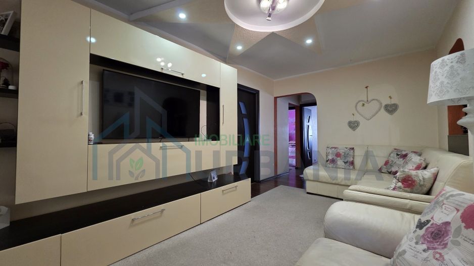 Apartament 4 camere de închiriat - Nicolina, Strada Salciilor, Iași - Poză 1