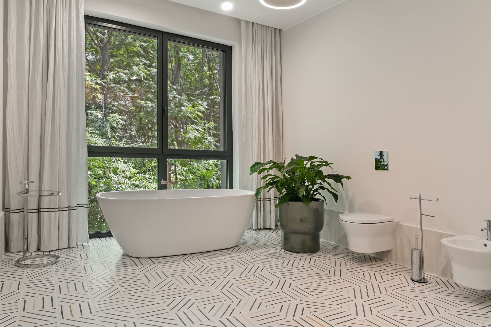 Vila superba la liziera padurii | Iancu Nicolae | Brtitish School | - Schiță 21