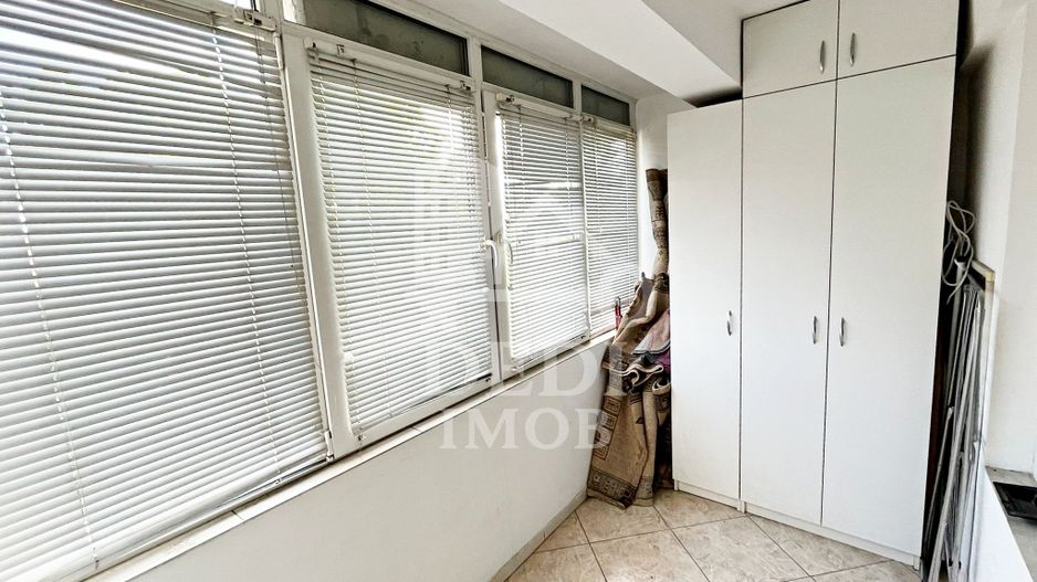 Apartament cu 4 camere de inchiriat, zona Cantemir, Oradea - Poză 10