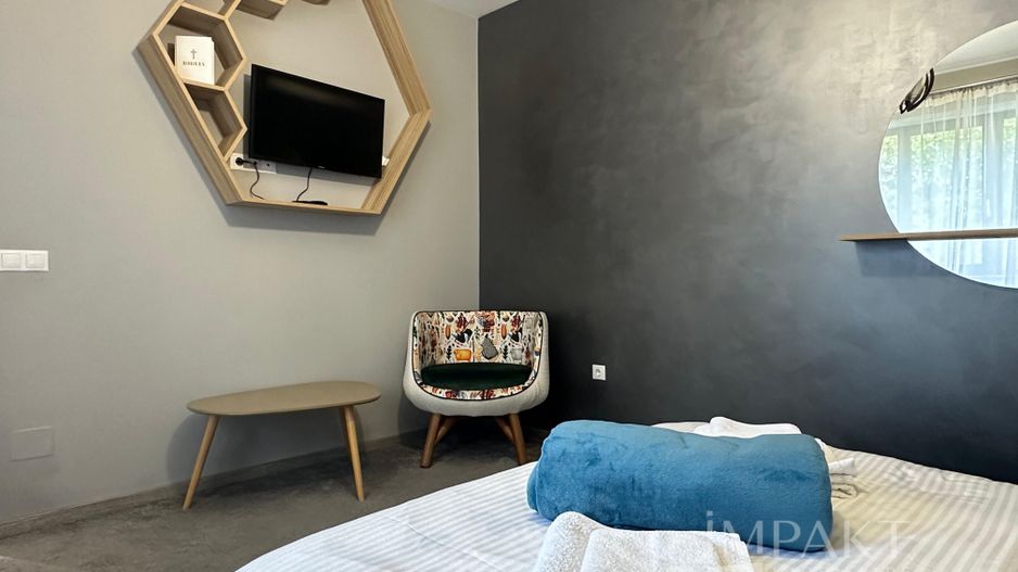 Casa cu 3 camere, terasă și parcare Semicentral - Poză 8