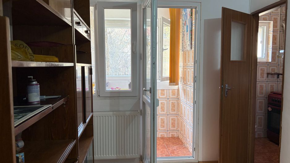 Apartament cu doua camere, Aparatorii Patriei, 65.000€ - Poză 1