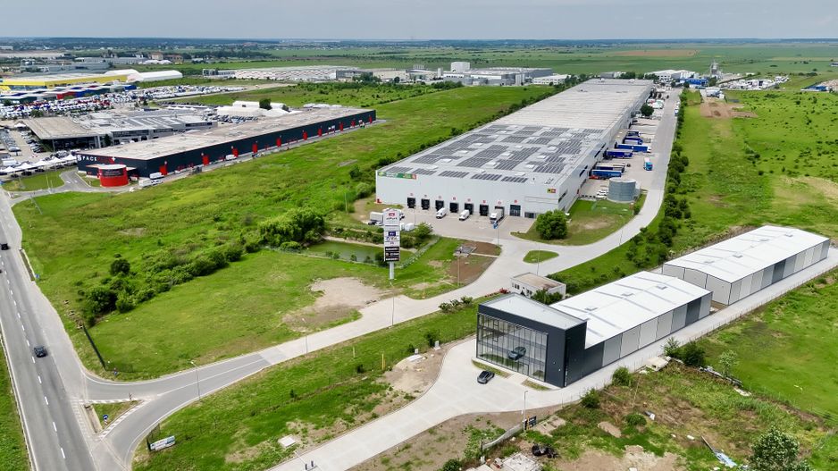 Spațiu logistic nou, cu 4 hale plus showroom și spațiu birouri P+2 - Poză 10