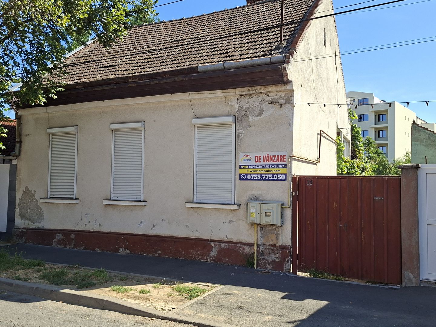 BRASADAS vinde casa cu 3 camere - Poză 1