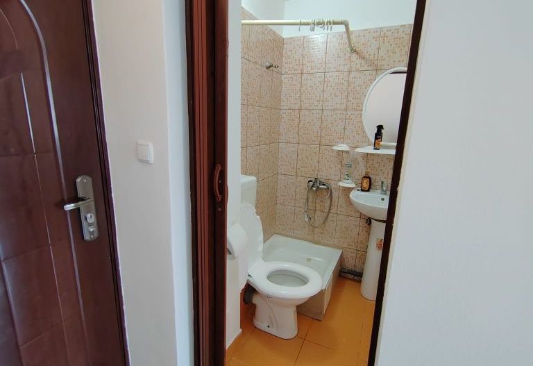 BRASADAS vinde garsoniera 17mp 4/4 in Micro 16. - Poză 7