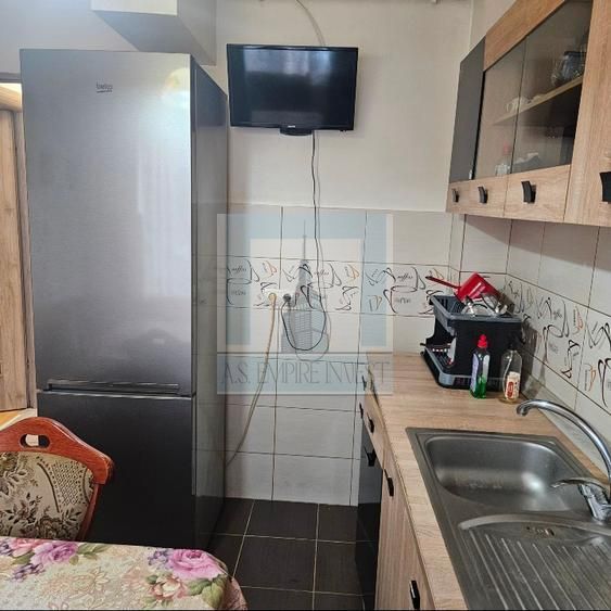 Garsonieră decomandată, etaj parter- Astra - Poză 4