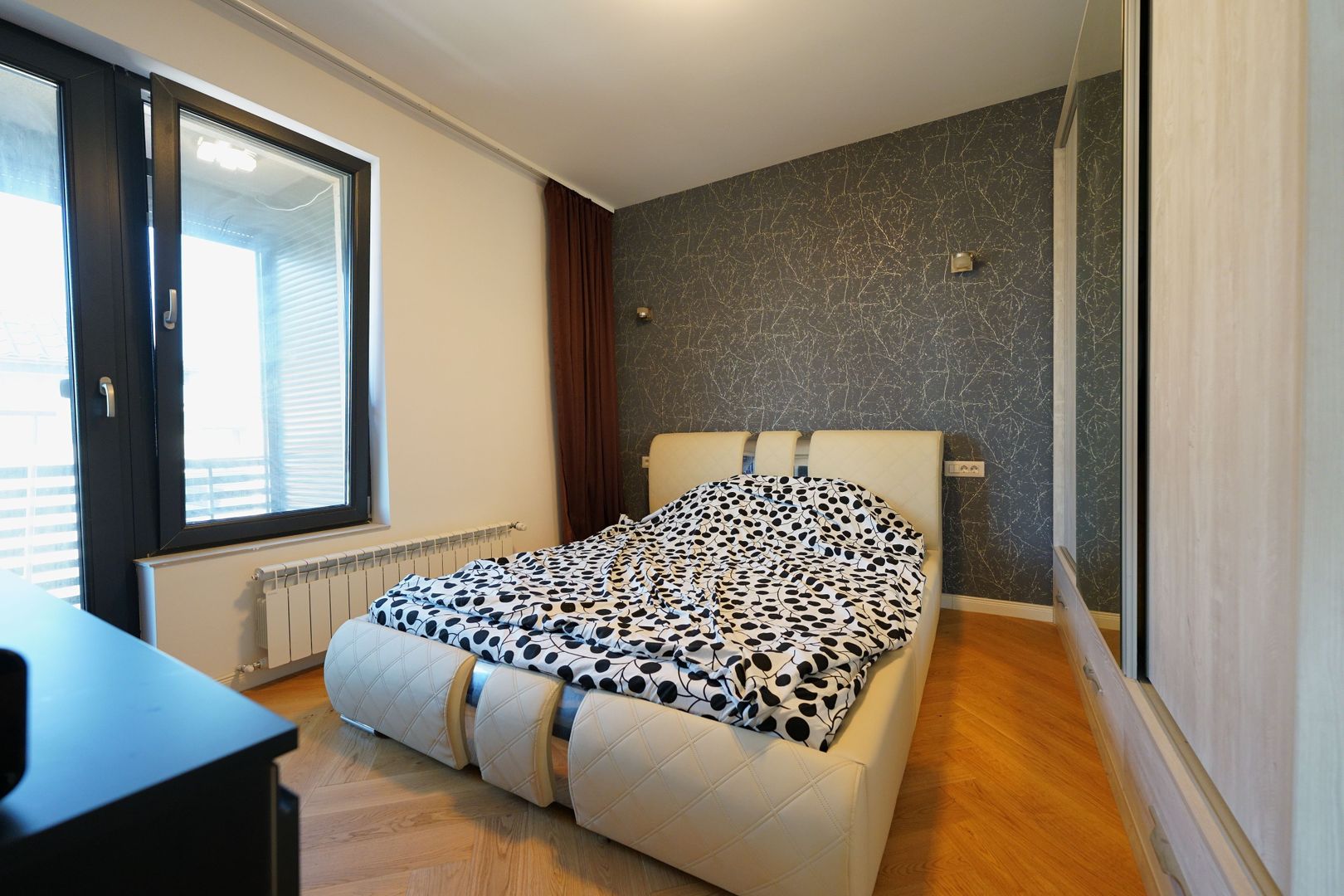 2 Camere + 2 Locuri de Parcare, Otopeni central, 400m DN - Poză 8