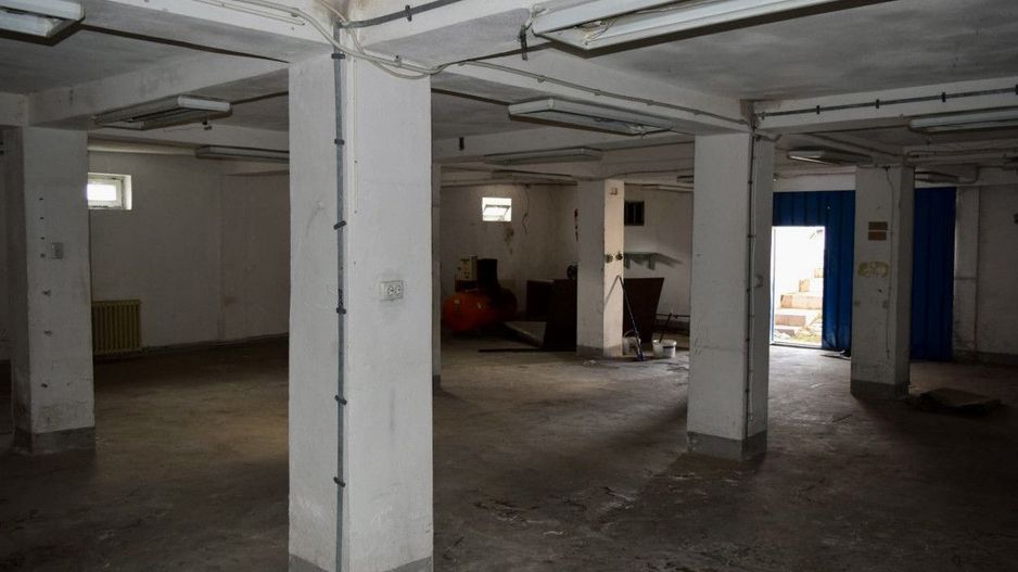 AZURA Imobiliare Pitesti - Spatiu Comercial Craiovei - Poză 8