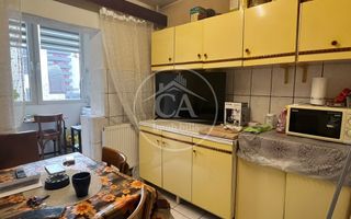 Apartament cu 3 camere de vânzare în zona Calea Aradului/Ramada,Oradea - Poză 3