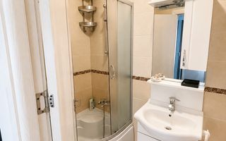 Apartament 3 camere Otopeni central - Poză 7