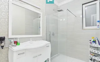 Casă de lux Oncea, piscină, 400 mp - Poză 44