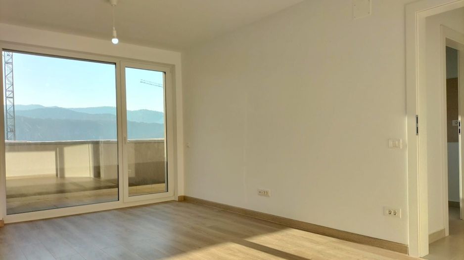 Apartament 2 camere nemobilat  Urban Plaza - Poză 1