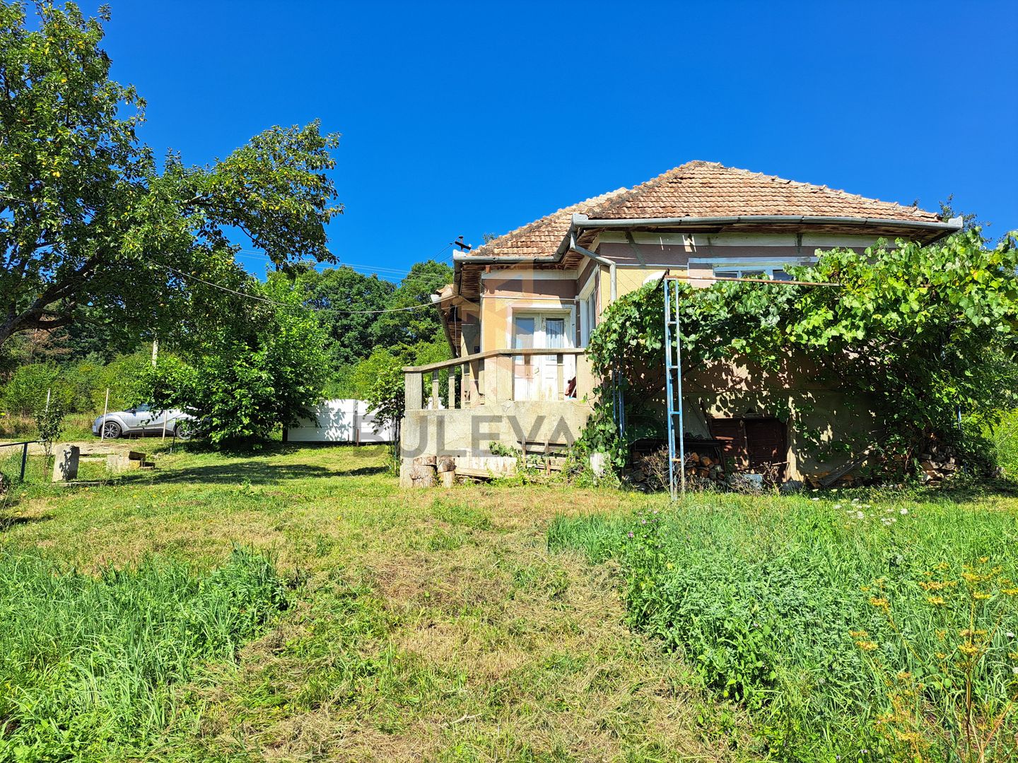 Casa cu teren de 4700 mp in Sat Zimbor, 45 km de Cluj-Napoca - Poză 3