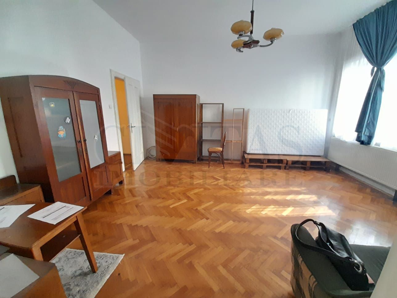 Apartament 2 camere in bloc tip vila,  strada Horea! - Poză 2