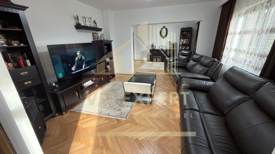 VILA S+P+E-306 MP, TEREN 2078 MP, CAMPULUNG - Poză 73
