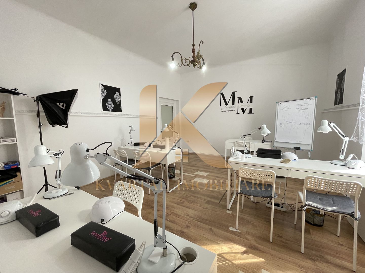 Apartament cu o camera generoasă, parcare, Zona Ultracentrală! - Poză 2