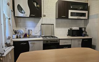 Apartament 3 camere, Iasi, strada Decebal 12, etaj 1, 57 mp utili, 64 mp construiti - Poză 4