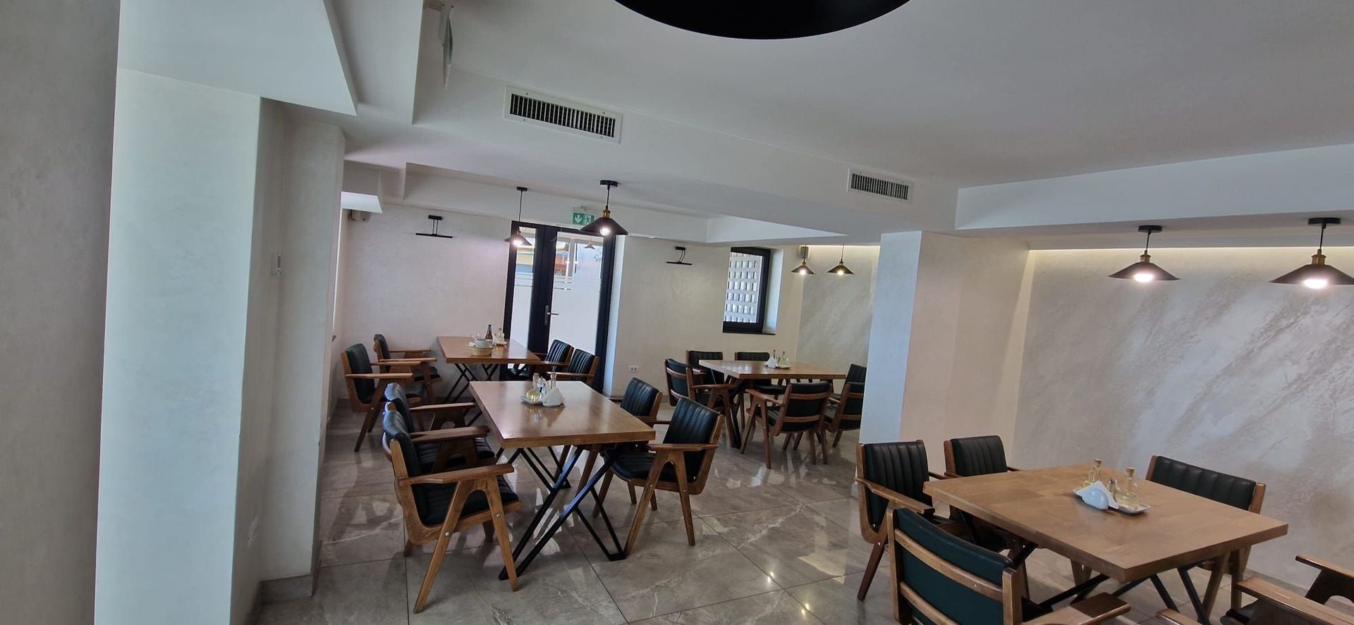 Oportunitate afacere: se vinde „la cheie” - Poză 4