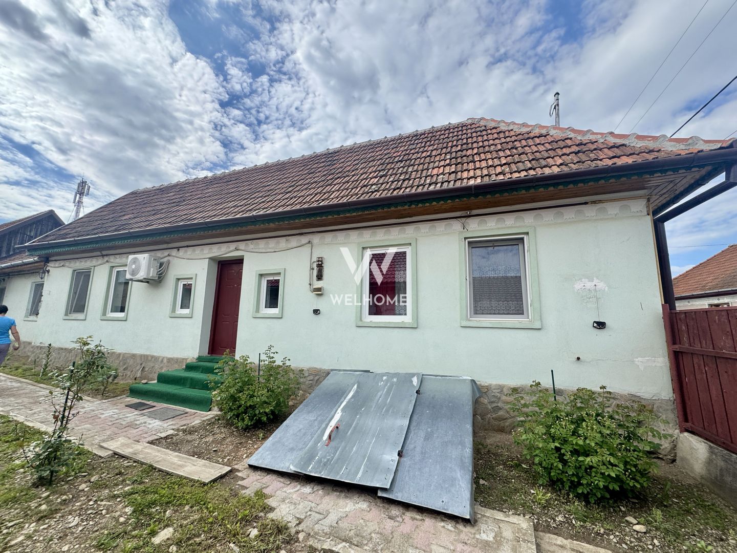 Casa individuala in Arpasu de Sus, teren mare, partial renovata - Poză 23