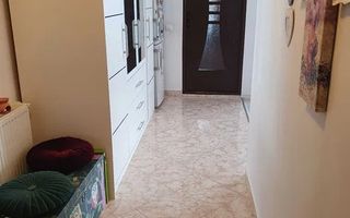 Apartament de vanzare, cu 2 camere, in Floresti, zona Florilor. - Poză 7