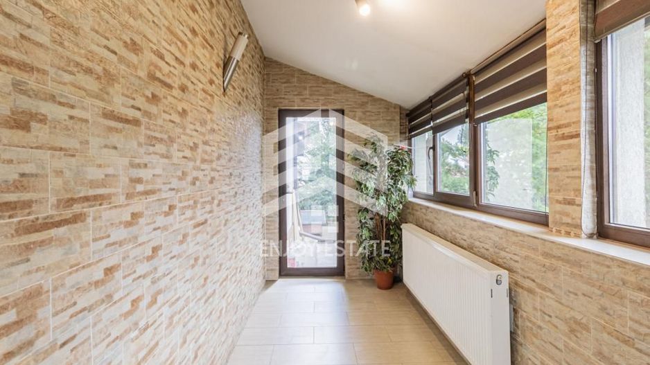 Apartament 4 camere si Curte Proprie | Parcare Inclusă - Poză 19