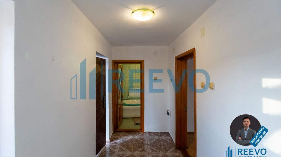 Casă de vânzare, P+1E+M, în Lilieci, Bacău - Poză 10