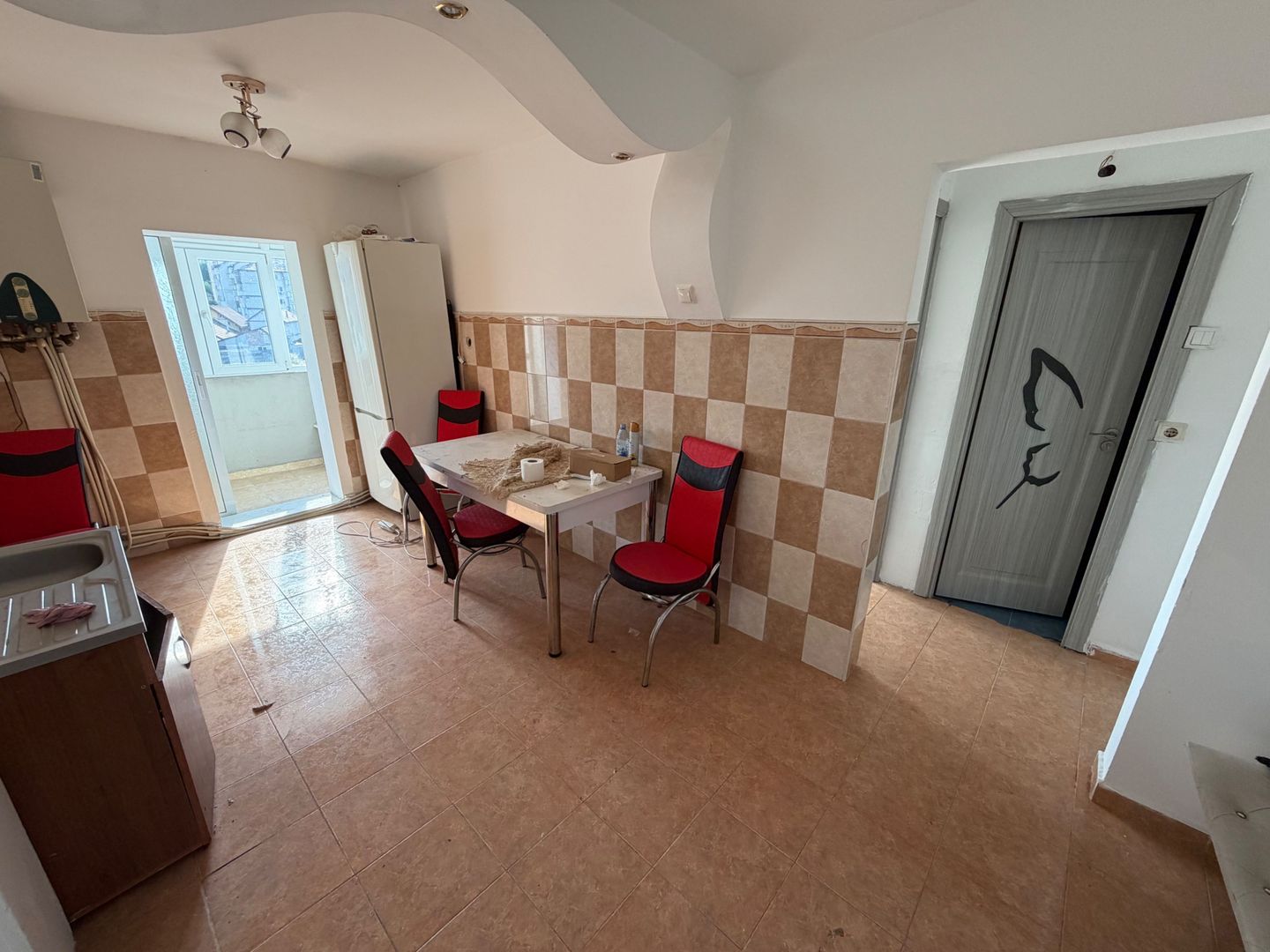 Apartament 2 camere, etaj 2 - zona Industriala - Poză 3