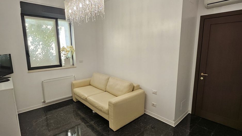 Apartament LUX cu 2 camere și curte privată 140 mp – Dumbrăvița - Poză 4