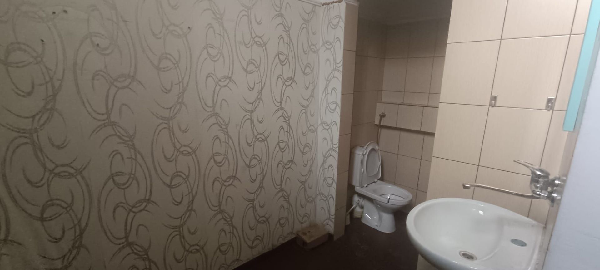 Spațiu Cafenea, Salon Cos., Cab.Stomat. !Vis a vis de Catedrala Neamul - Poză 5