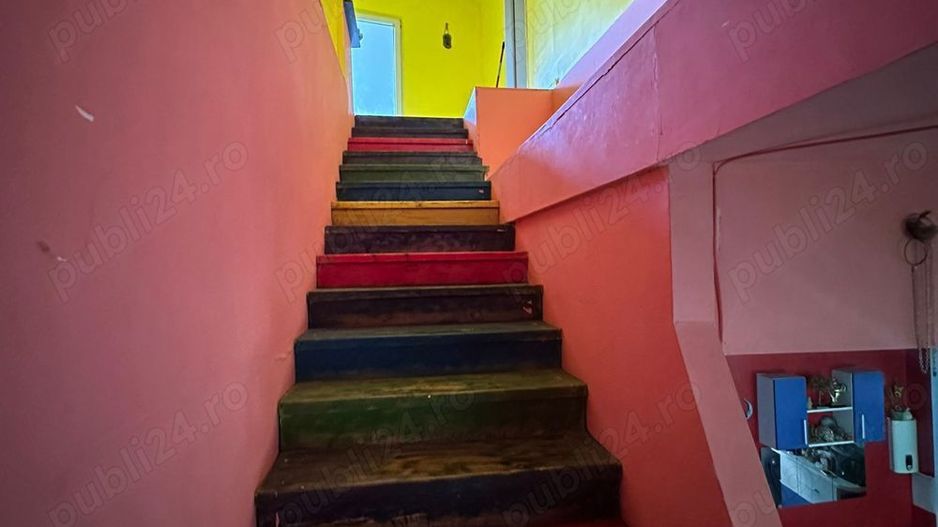 Ag BRASADAS vinde apt. 4 cam 140 mp Etj.1 + mansardă. - Poză 3